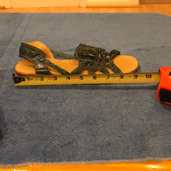 Last Chance before donating-Lucky Blue Moon NWOT Sandals - Picture 7 of 8